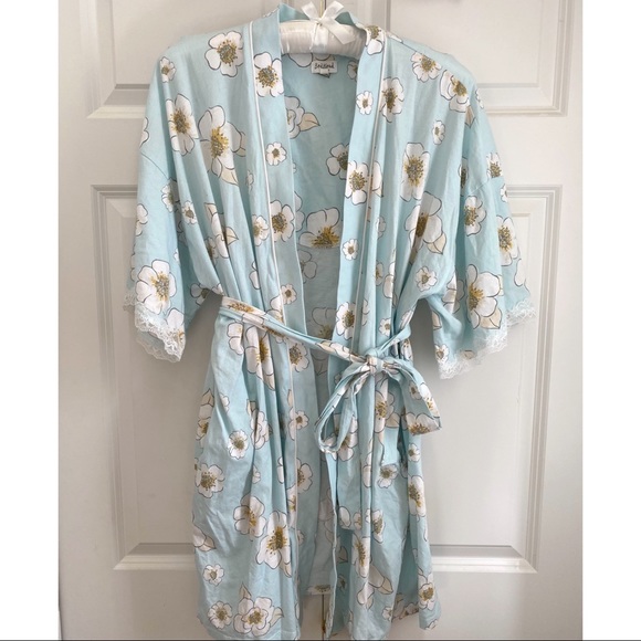 NWOT BedHead Pajamas Floral Kimono Robe with Lace - Picture 2 of 6